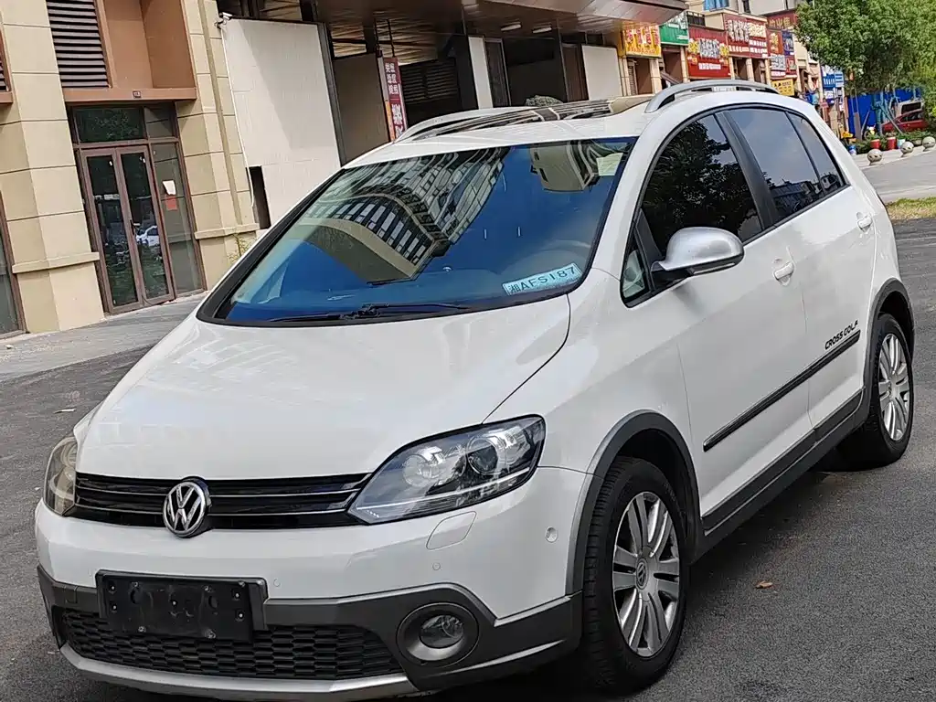 Volkswagen Golf (Import) 2014