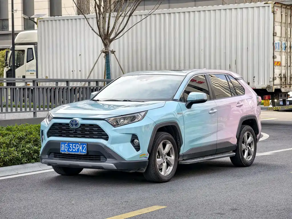 TOYOTA RAV4 RONGFANG