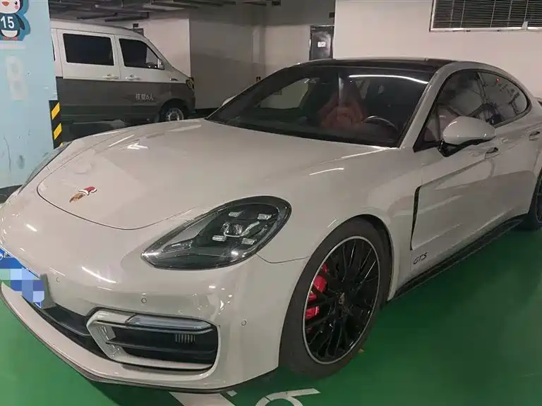 Купить Porsche Panamera