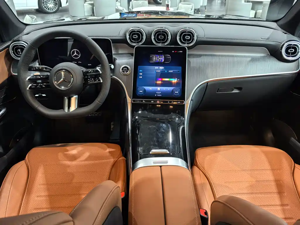 Mercedes-Benz GLC — миниатюра 10