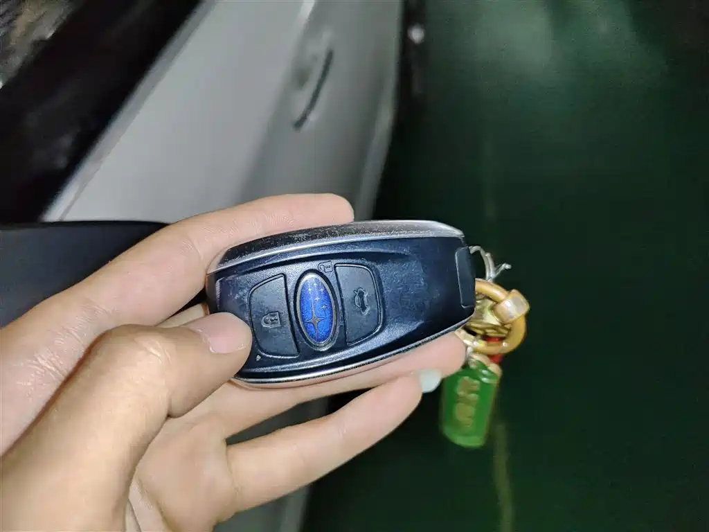Subaru Legacy - фото 17
