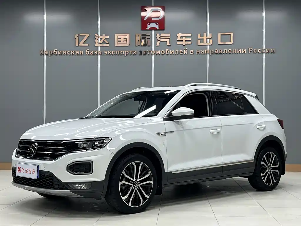 Volkswagen T-Roc 2022 — фото 1