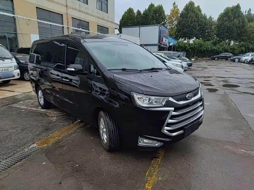 JAC Refine Refine M4 — миниатюра 4