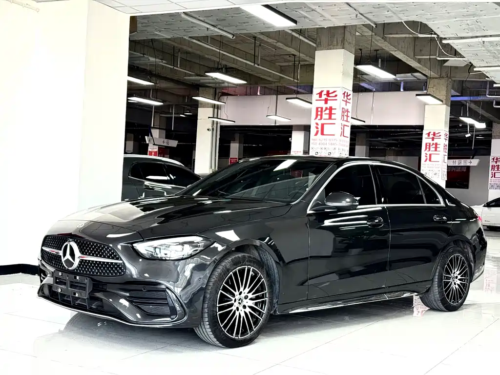 Mercedes-Benz C-Class 2024