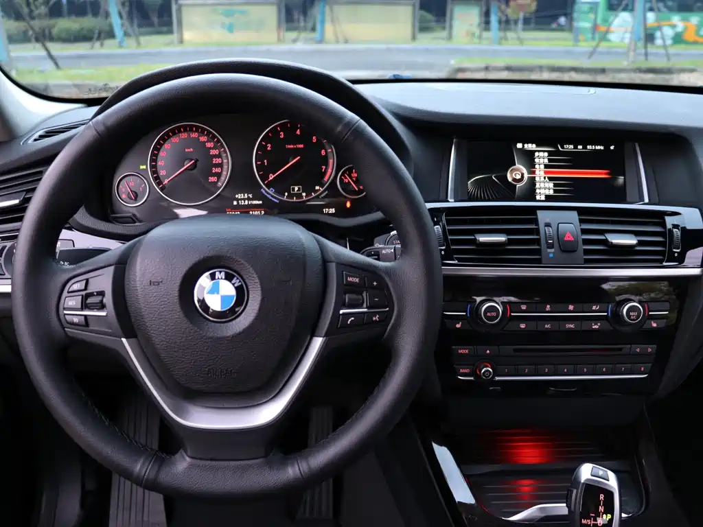 BMW X3 (Import) — миниатюра 17