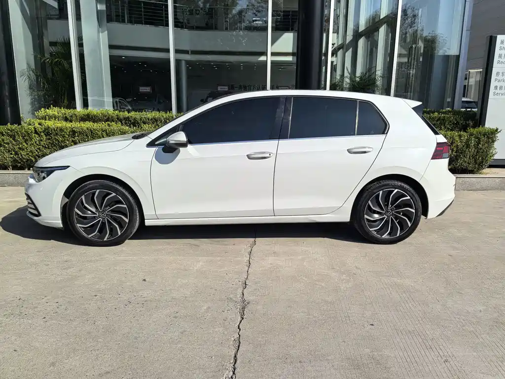 Volkswagen Golf — миниатюра 3