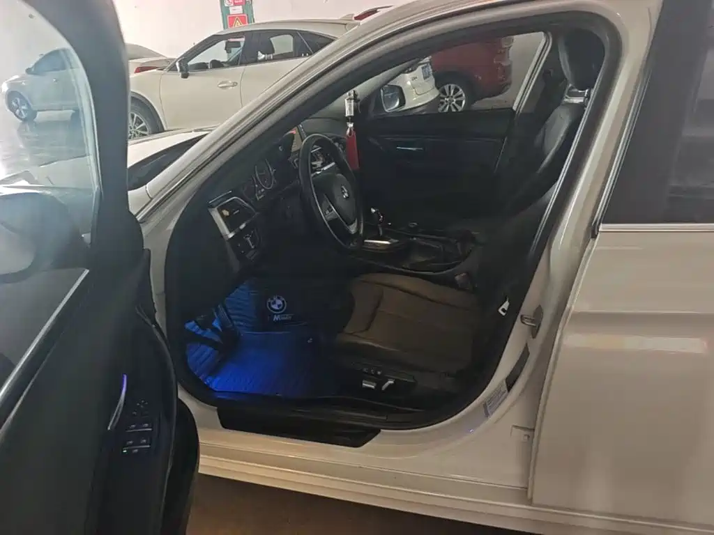 BMW 3 Series — миниатюра 18