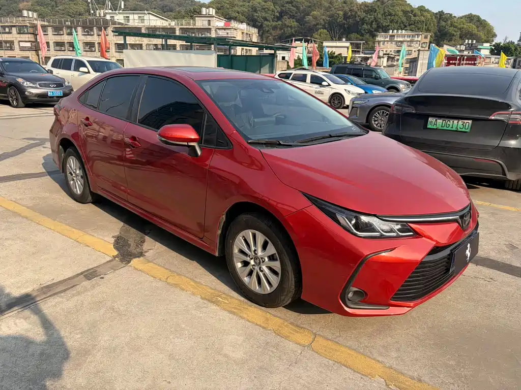 TOYOTA COROLLA