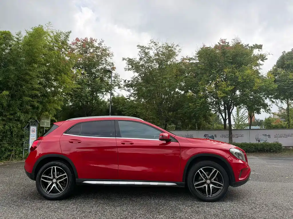 Mercedes-Benz GLA — миниатюра 3
