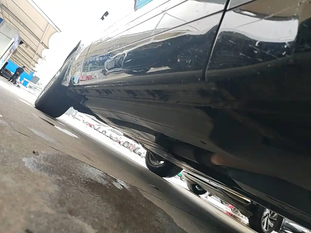 Land Rover Velar — миниатюра 21