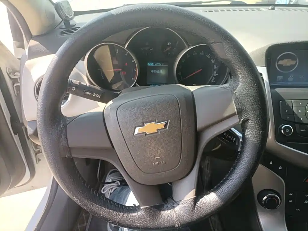 Chevrolet Cruze — миниатюра 11