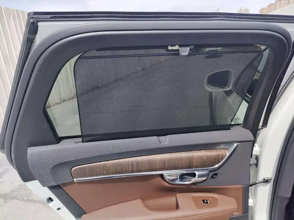 Volvo V90 — миниатюра 15