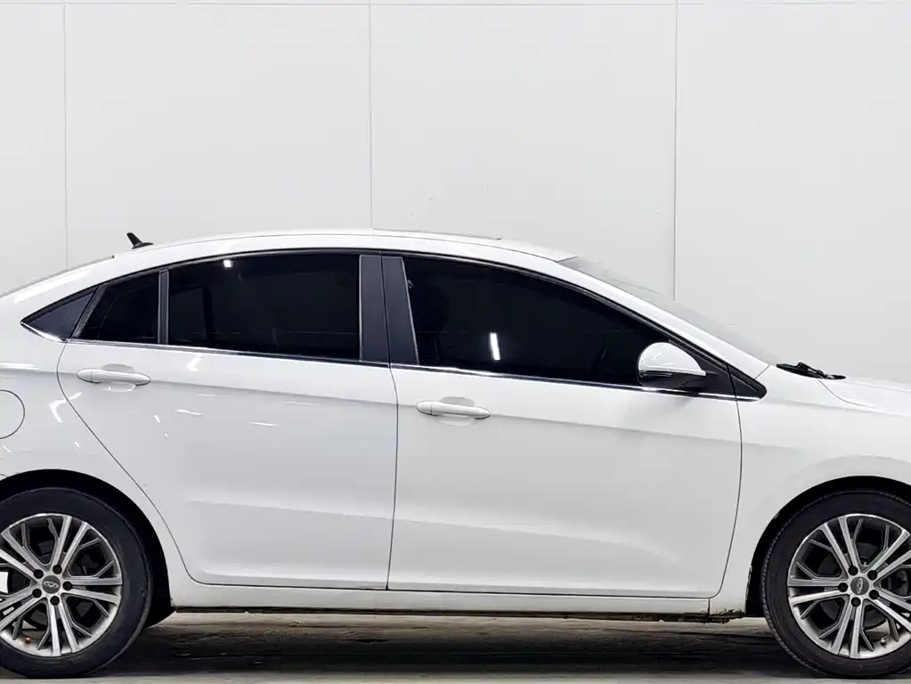 Chery Arrizo 5 5 2016 1.5L MT