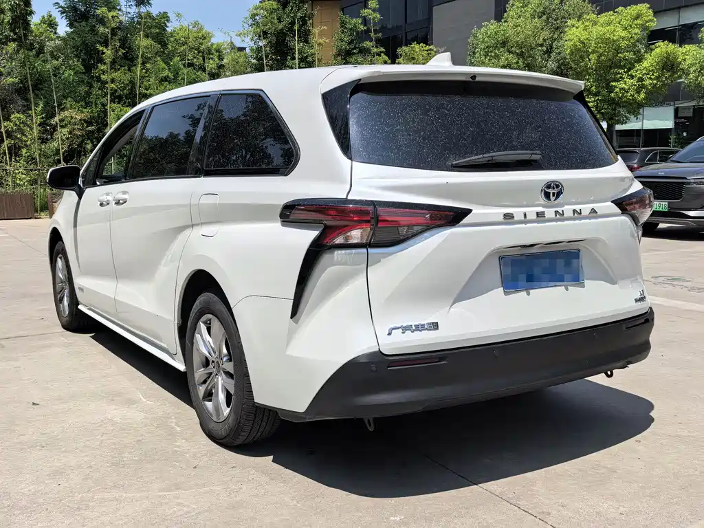 Toyota Sienna 2023 2.5L Comfort