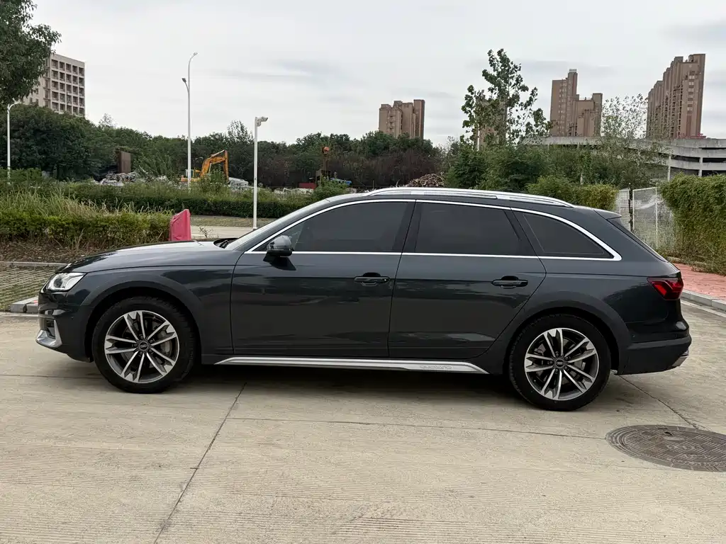Audi A4 (Import) — миниатюра 5