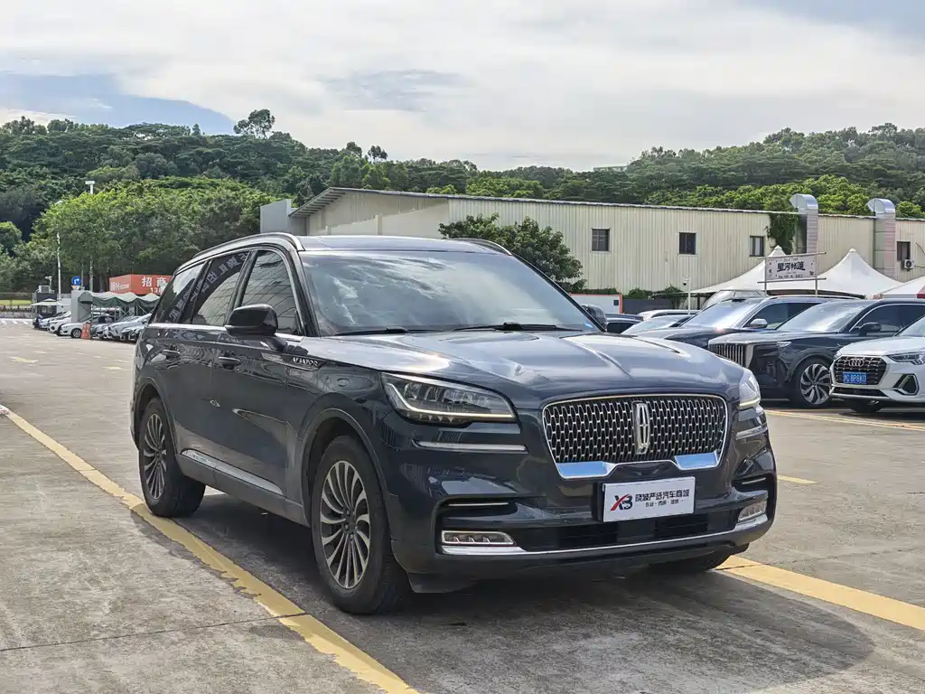 Lincoln Aviator 2021 3.0T V6