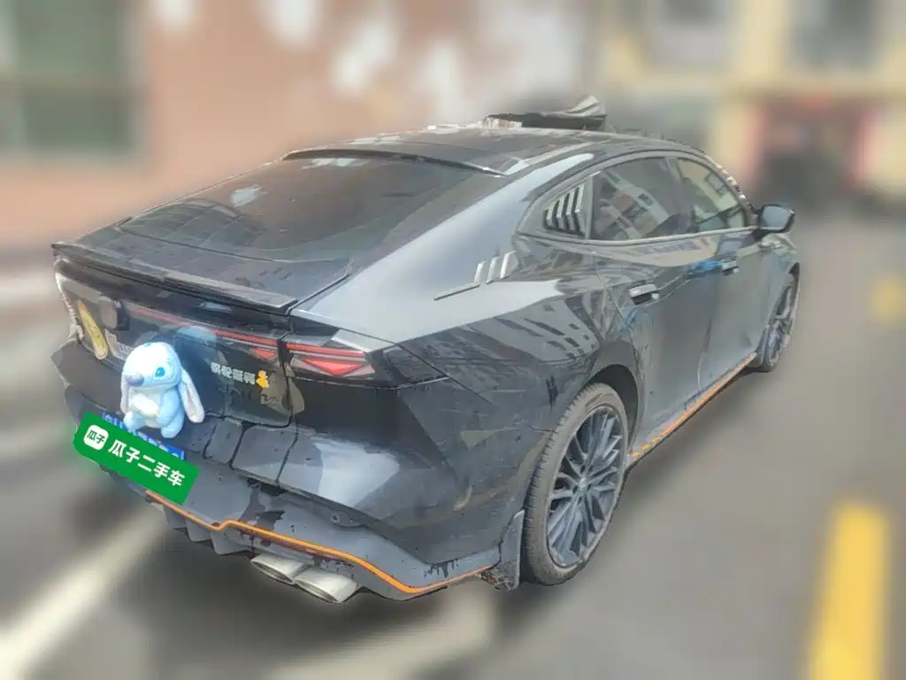 Changan UNI-V 2025 2.0T