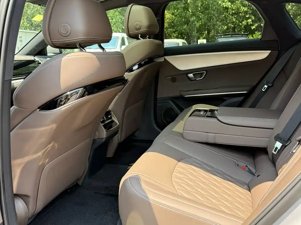BYD Han 2025 DM-i 125KM Smart Drive