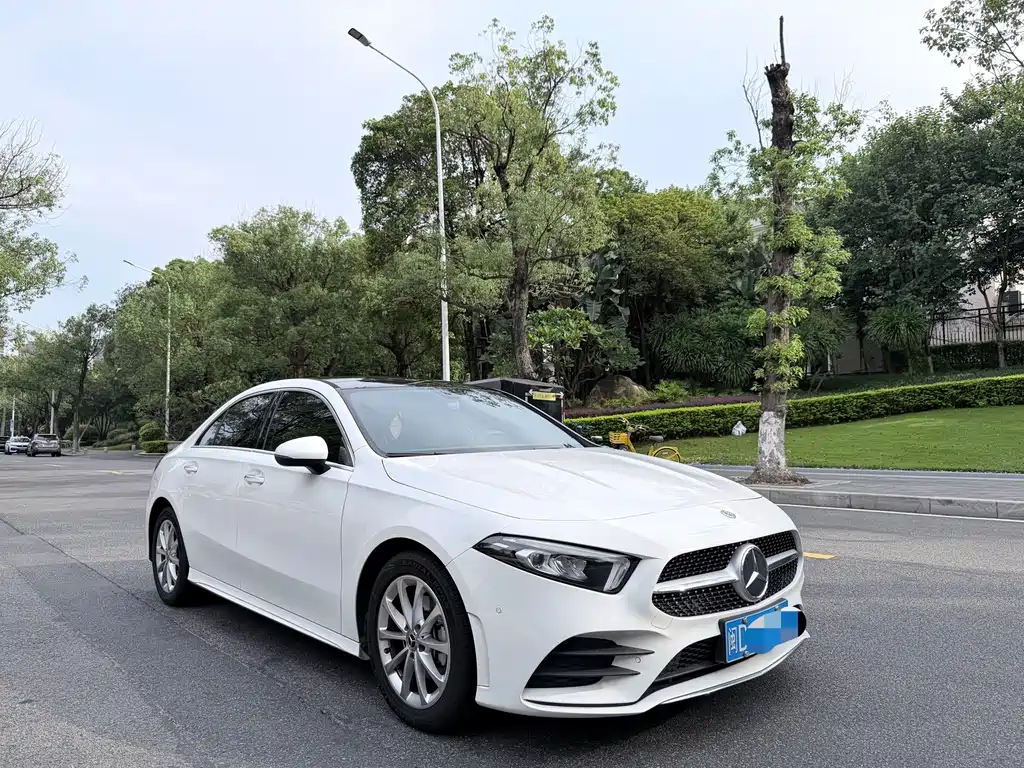 Mercedes-Benz A-Class — миниатюра 3