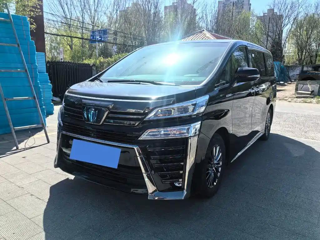 Toyota Vellfire 2023