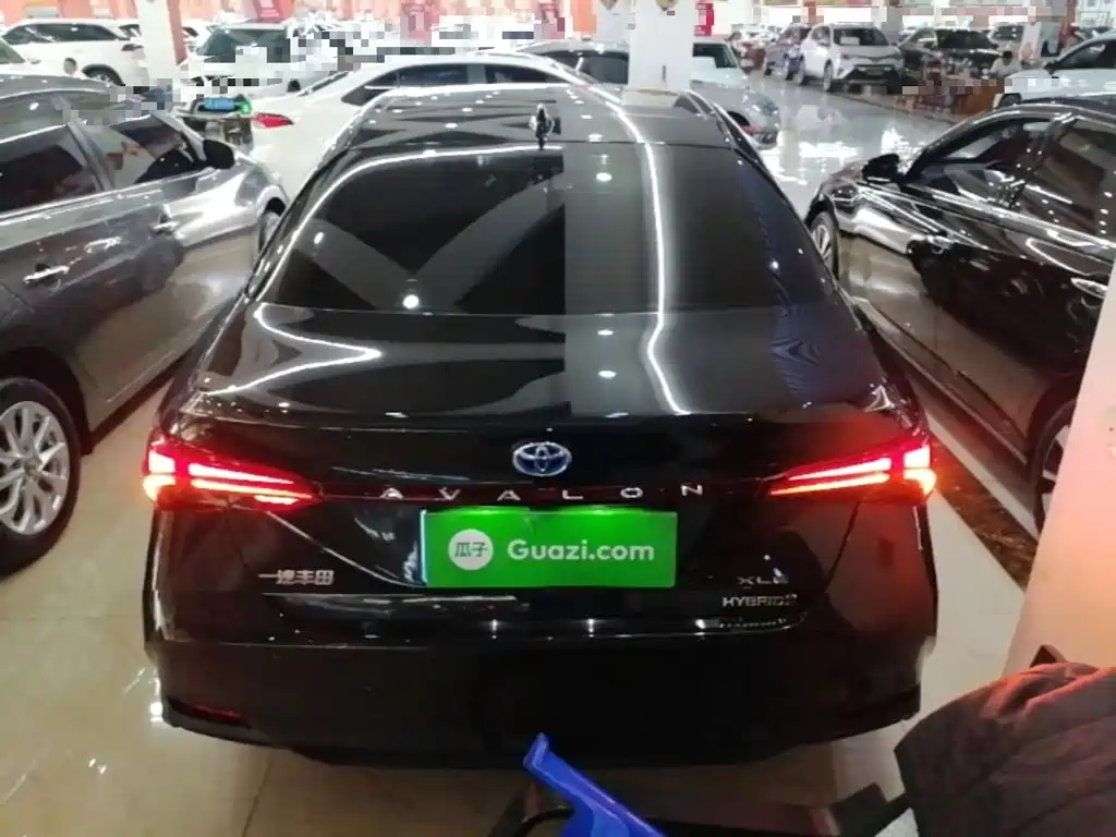 Toyota Avalon 2019 2.5L XLE Luxury VI