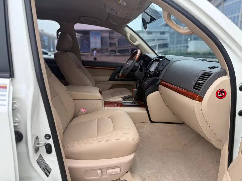 Toyota Land Cruiser 2015 4.0L V6