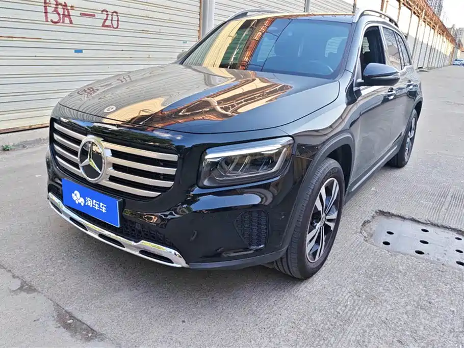 MERCEDES-BENZ GLB