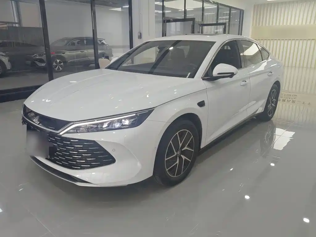 BYD Qin L L 2025 DM-i Smart Drive 120KM