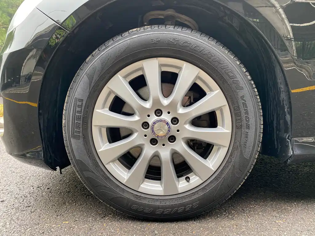 MERCEDES-BENZ R CLASS