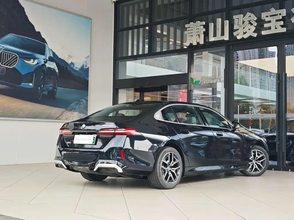 BMW i5 2025 eDrive 40L M Sport