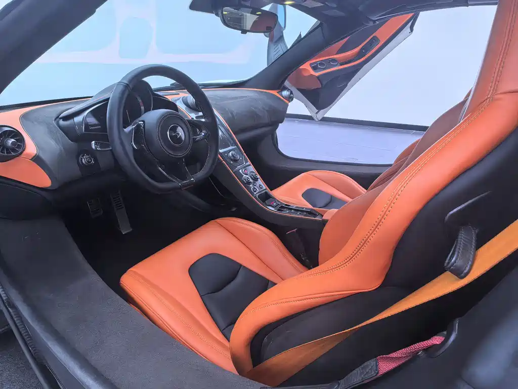 McLaren 12C 2013 3.8T SPIDER