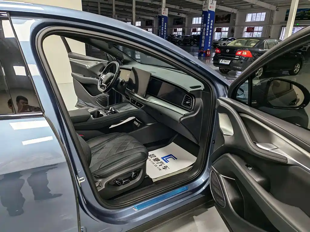 BYD Seal 07 EV — миниатюра 12