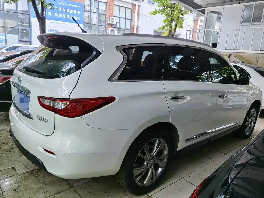 Infiniti QX60 2014 2.5 S/C Hybrid