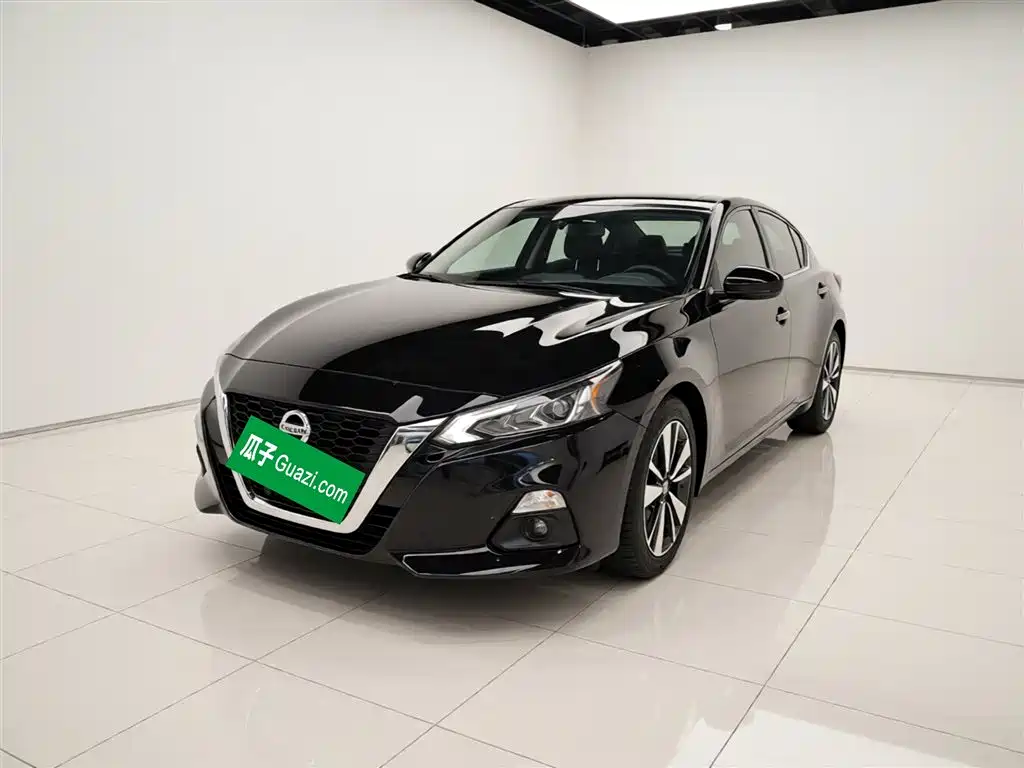 Nissan Teana 2023