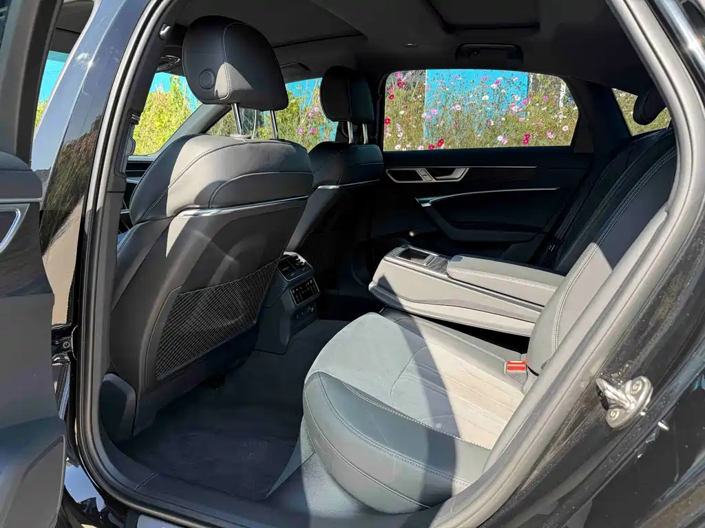 Audi A6L — миниатюра 15