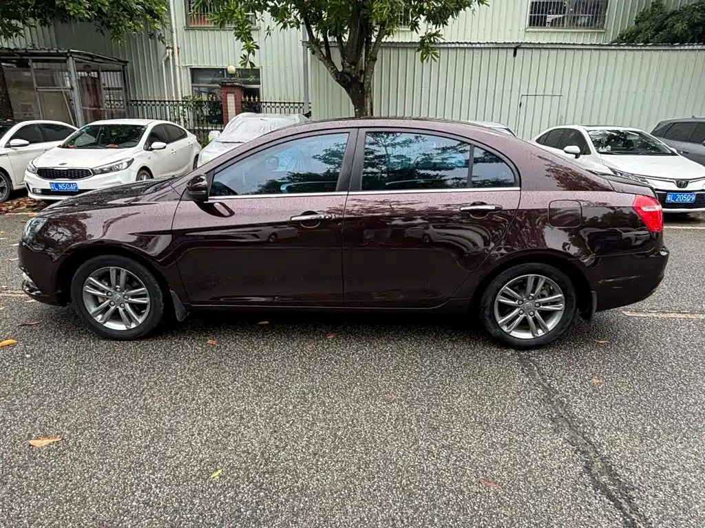 Geely Emgrand Sedan Million Model 1.5L CVT Upward Edition, фото 7