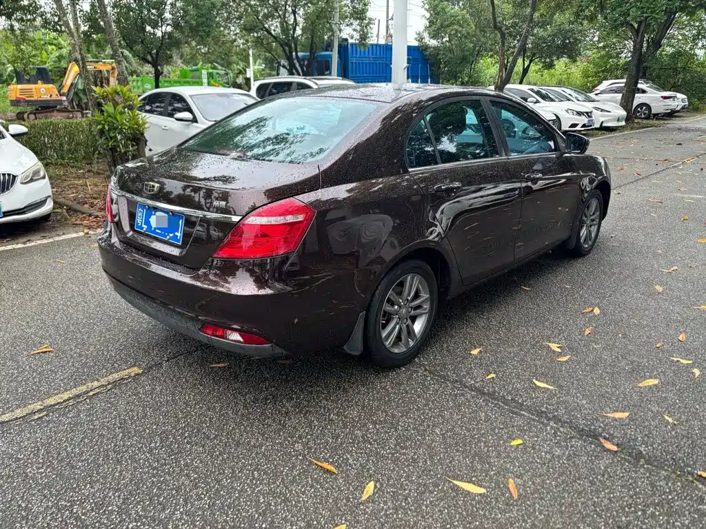 Geely Emgrand Sedan Million Model 1.5L CVT Upward Edition, фото 8
