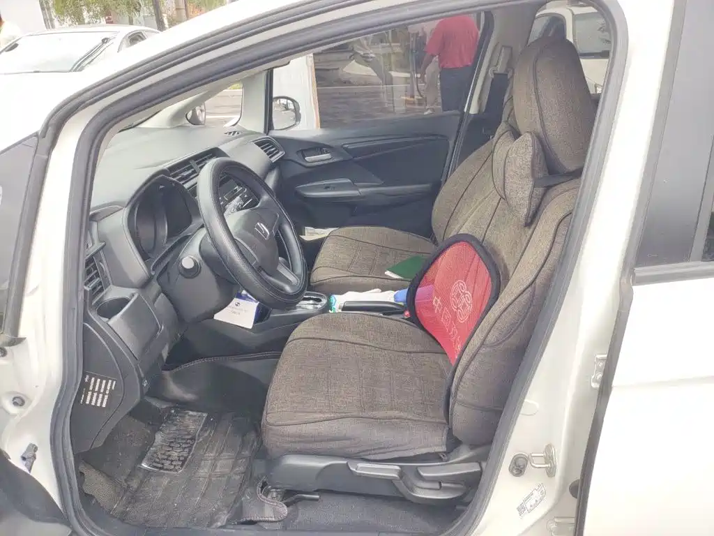 Honda Fit — миниатюра 11