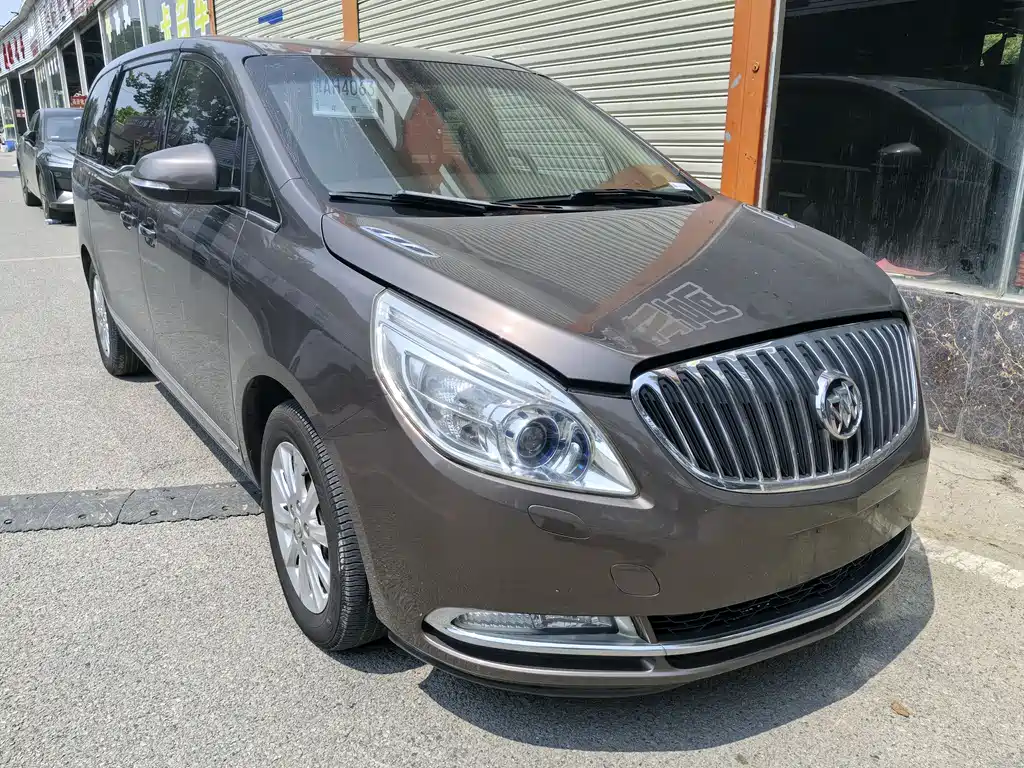 Buick GL8 2011 3.0L XT Luxury Flagship