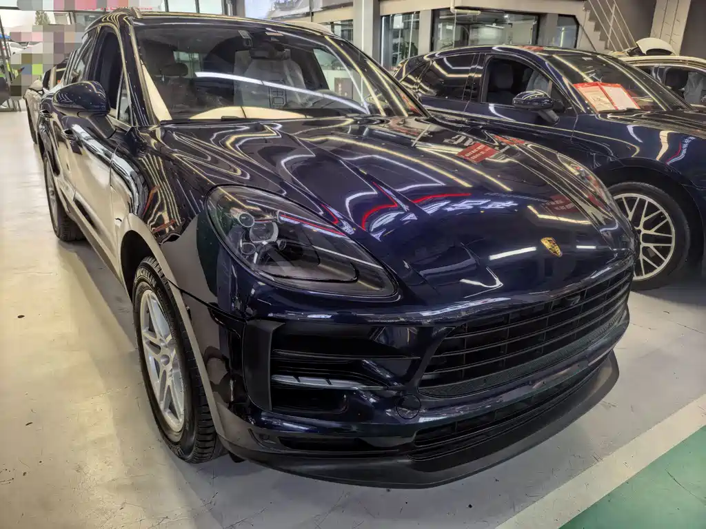 Porsche Macan — миниатюра 3