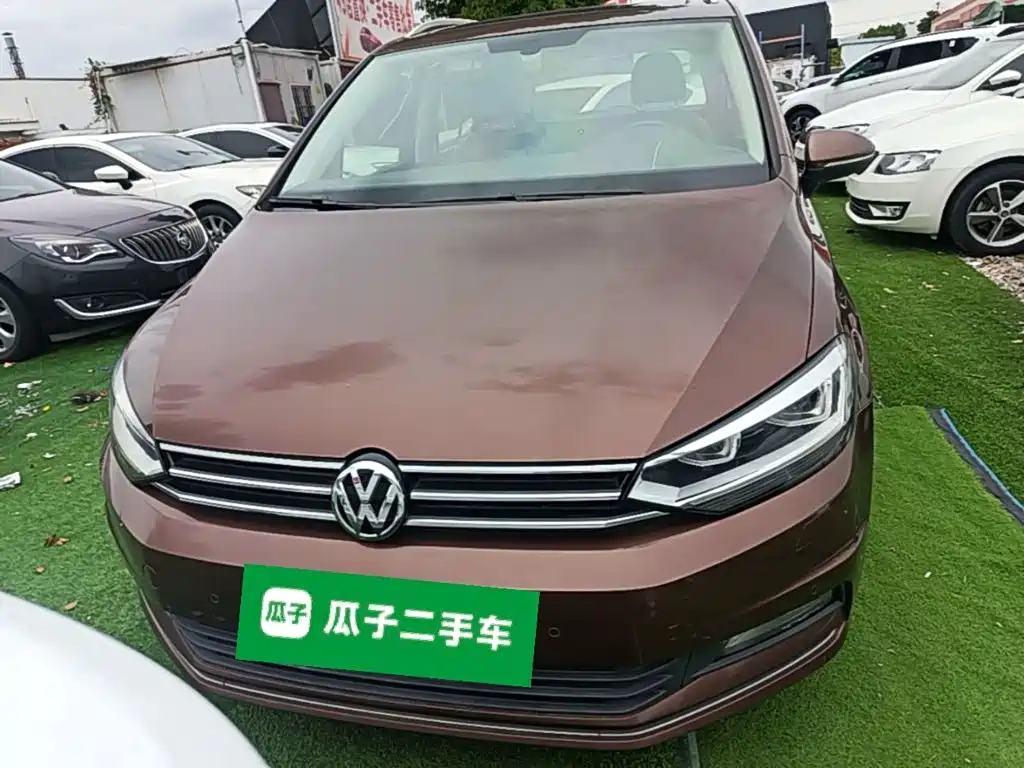 Volkswagen Touran — миниатюра 3