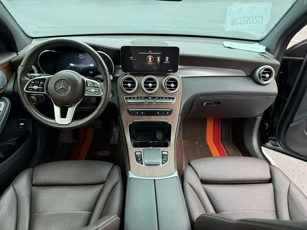 Mercedes-Benz GLC 2020 GLC 300 L 4MATIC Luxury