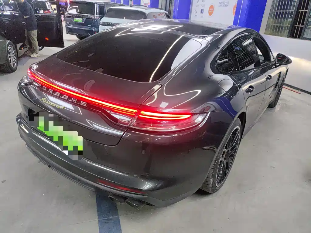 Porsche Panamera Hybrid — миниатюра 3