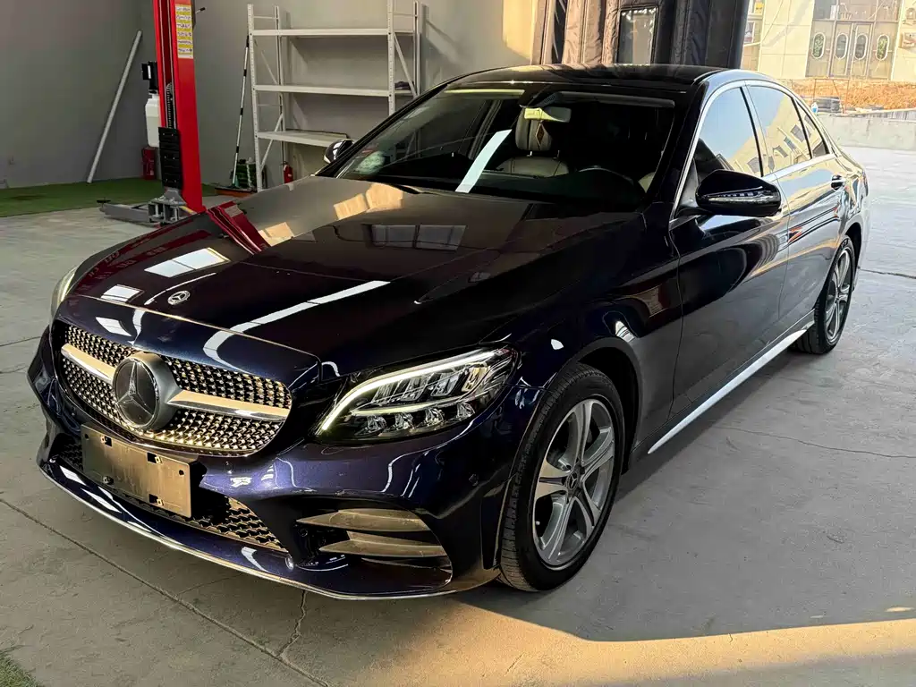 Mercedes-Benz C-Class 2018