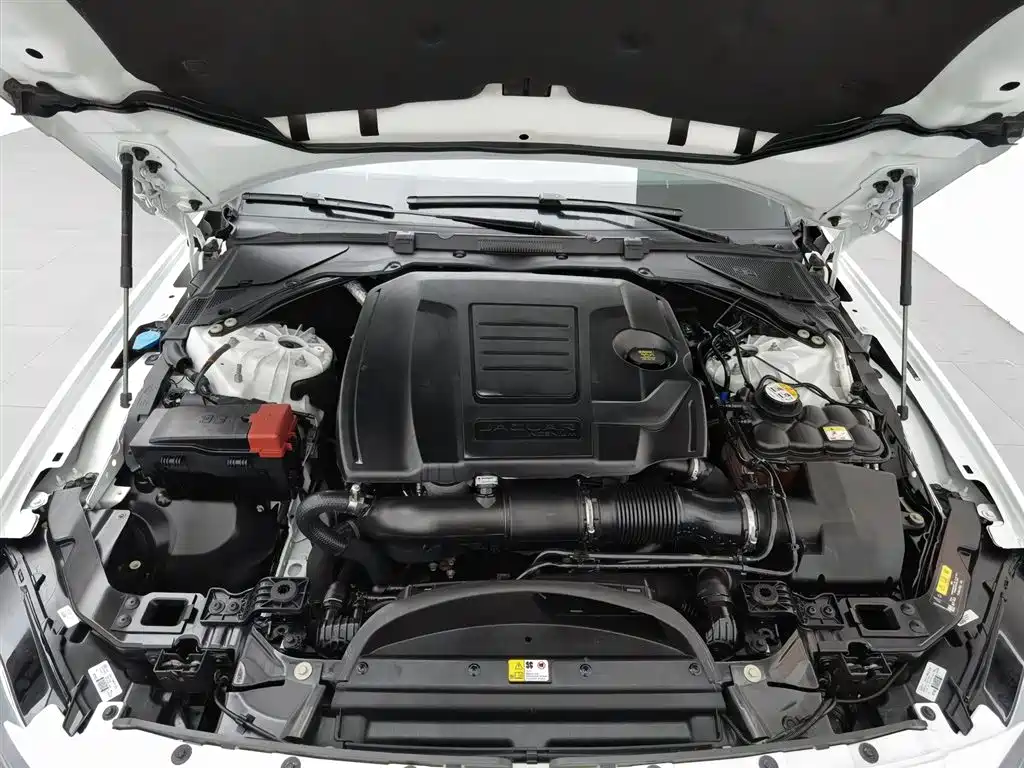 Jaguar XFL 2020 XFL 2.0T P200 Elite