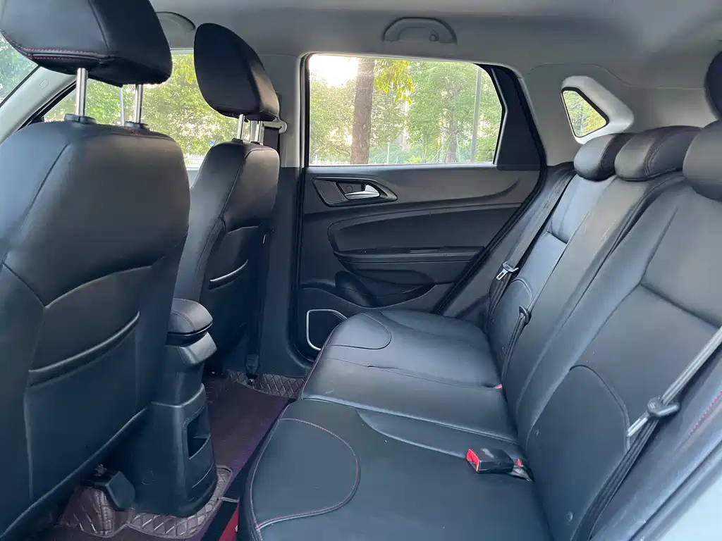 Brilliance V3 2016 1.5L AT Comfort