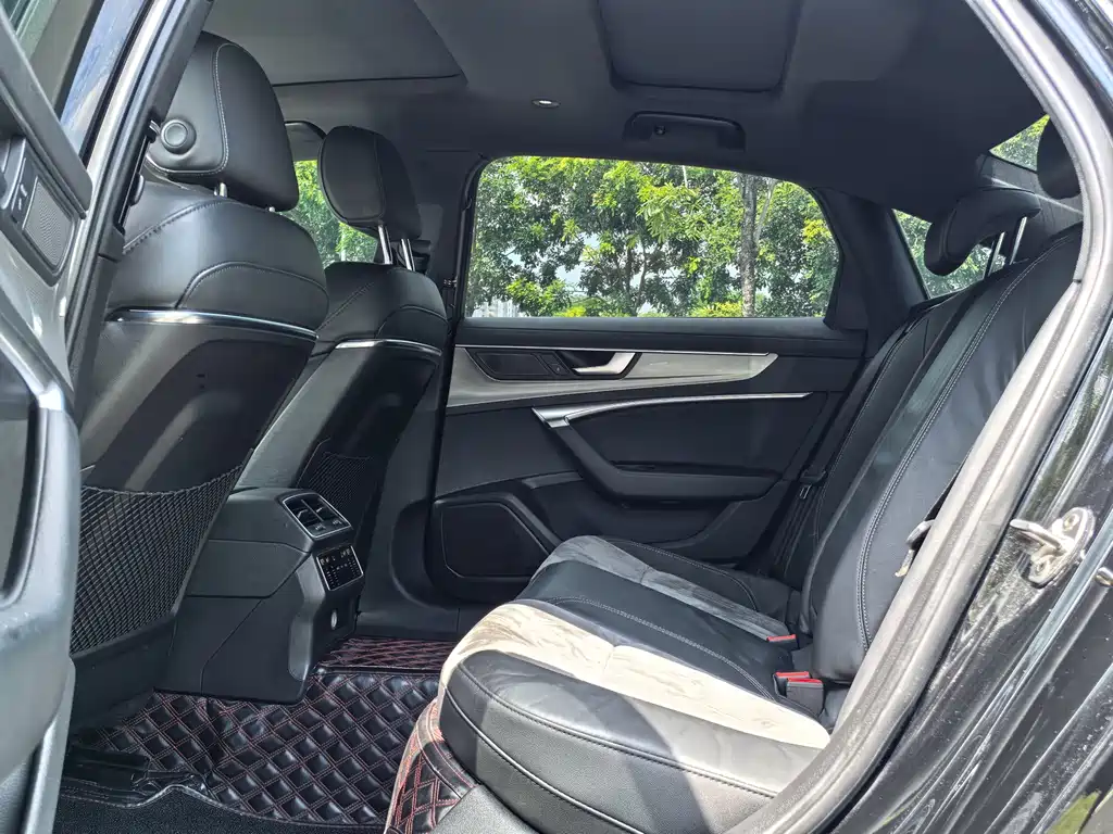 Audi A6L — миниатюра 8