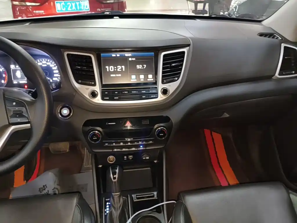 Hyundai Tucson — миниатюра 9