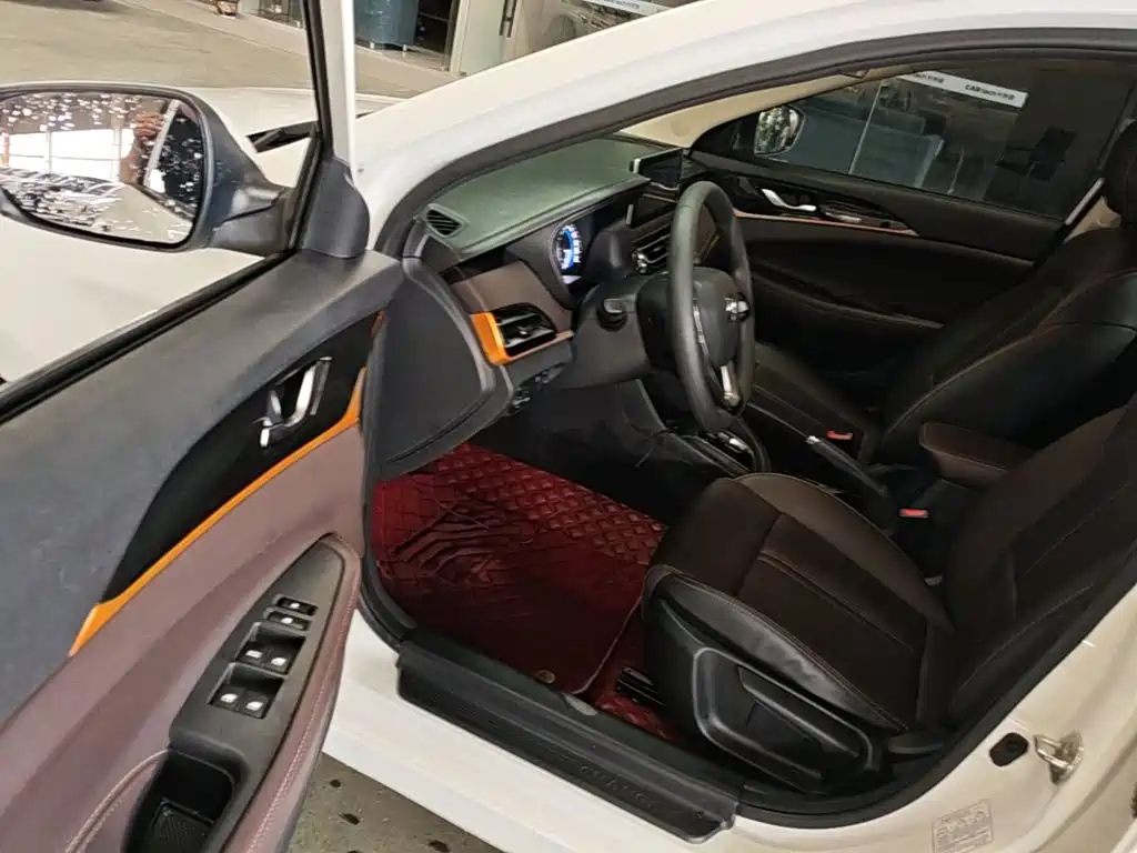 Changan Eado DT — миниатюра 16