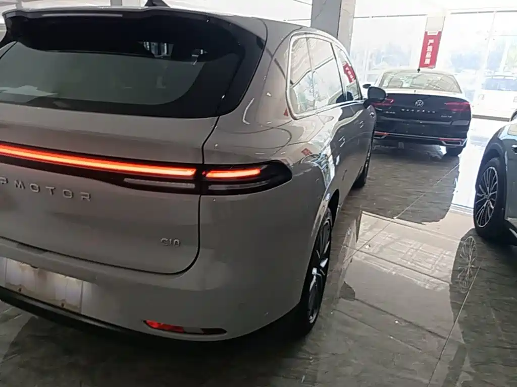 Leapmotor Leapmotor C10 — миниатюра 8